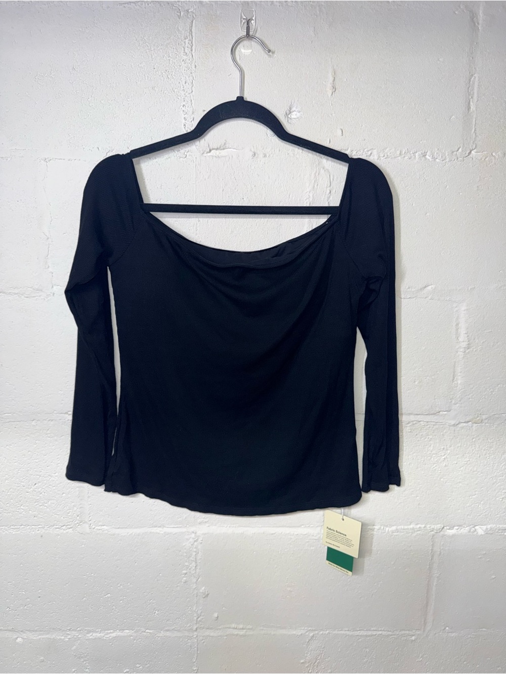 Halara Long Sleeve Top in Black Size Large NWT